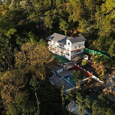 Tree Blanche Hotel Munnar Bagian luar foto