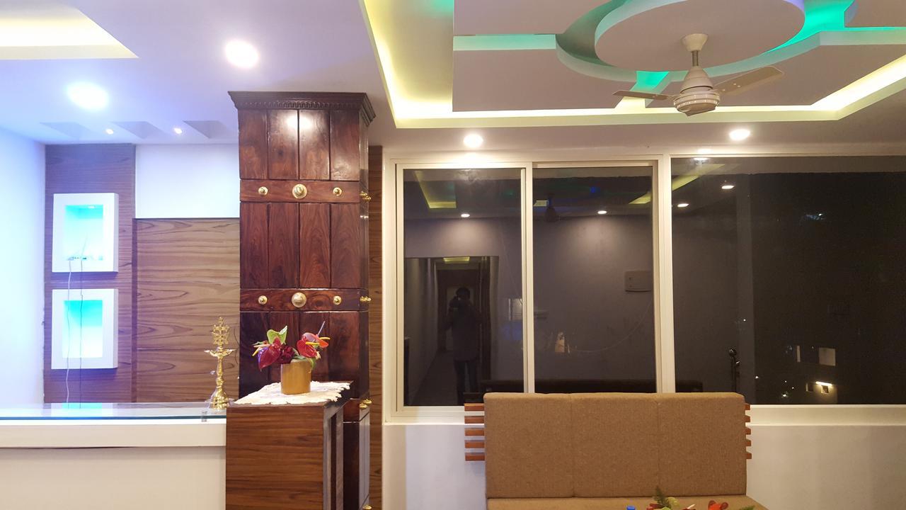 Tree Blanche Hotel Munnar Bagian luar foto