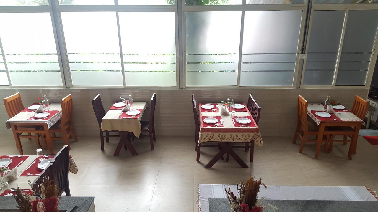 Tree Blanche Hotel Munnar Bagian luar foto